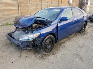 Toyota Camry BASE 2.5L 4 2010