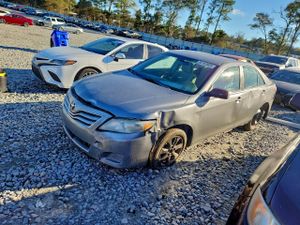 Toyota Camry BASE 2.5L 4 2011