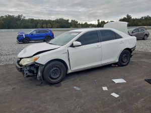 Toyota Camry HYBRID 2.5L 4 2012