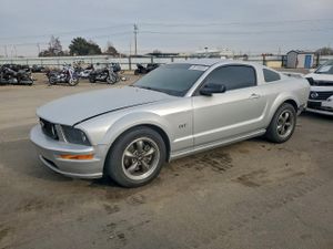 Ford Mustang GT 4.6L 8 2006