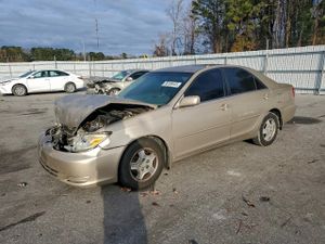 Toyota Camry LE 3.0L 6 2002