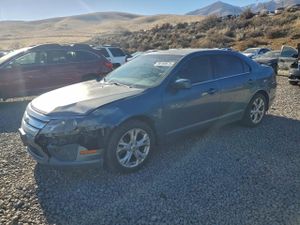 Ford Fusion SE 2.5L 4 2012