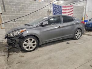 Hyundai Elantra GLS 1.8L 4 2013