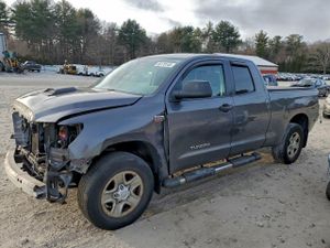 Toyota Tundra DOUBLE CAB SR5 5.7L 8 2013
