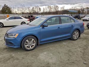 Volkswagen Jetta SE 1.8L 4 2015