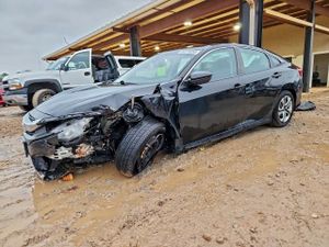 Honda Civic LX 2.0L 4 2017