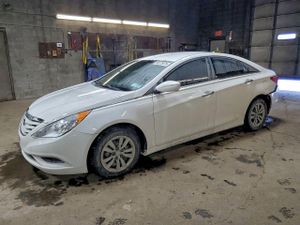 Hyundai Sonata GLS 2.4L 4 2013