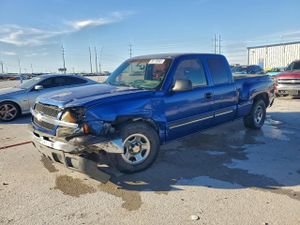 Chevrolet Silverado 1500 C1500 4.8L 8 2003