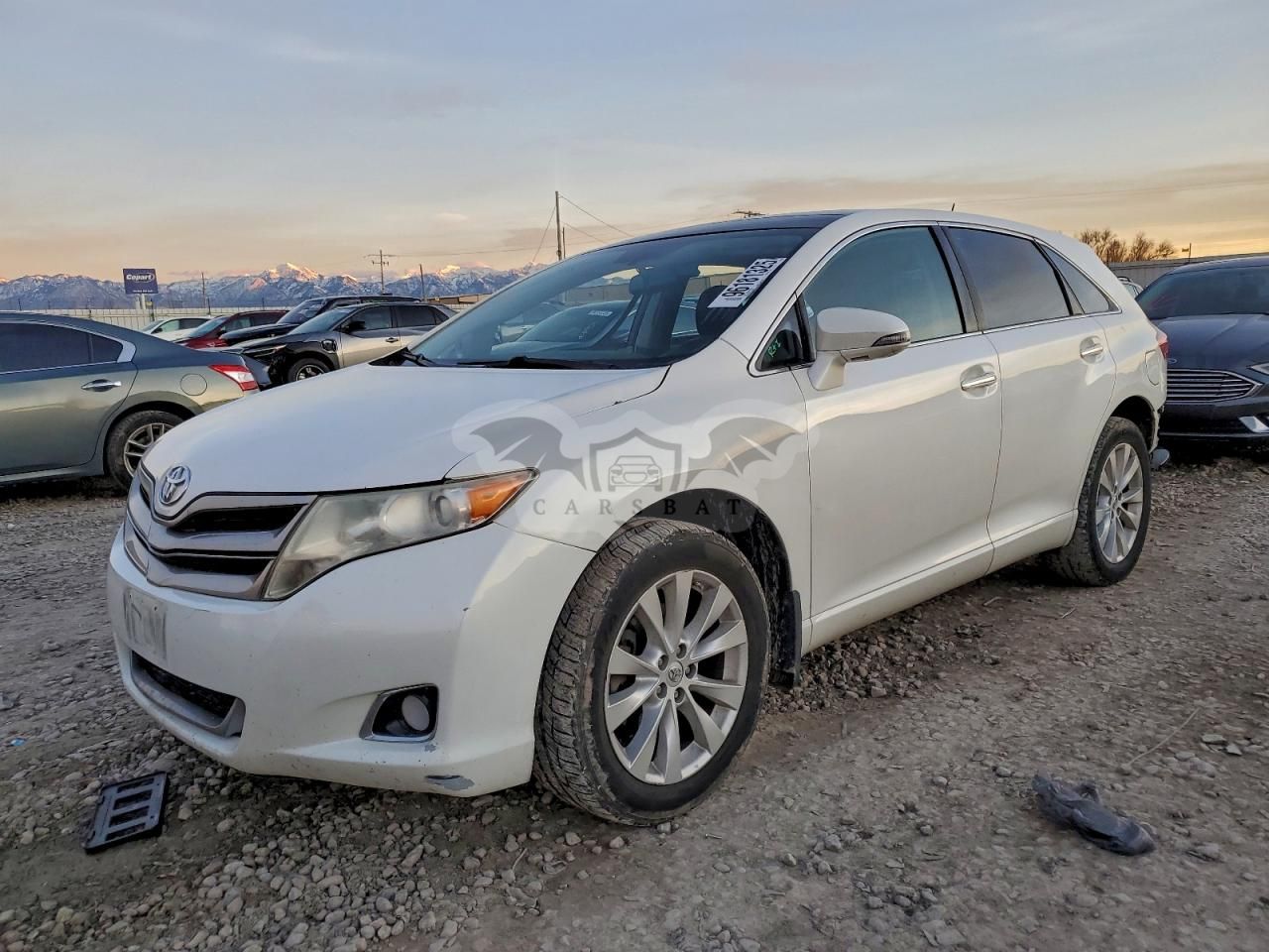 Toyota Venza LE 2.7L 4 2014