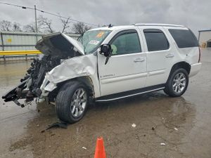 GMC Yukon DENALI 6.2L 8 2007