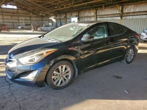 Hyundai Elantra SE 1.8L 4 2015