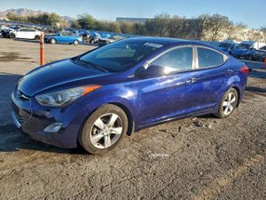 Hyundai Elantra GLS 1.8L 4 2013