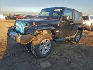 Jeep Wrangler SAHARA 3.8L 6 2010