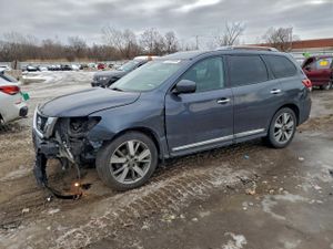 Nissan Pathfinder S 3.5L 6 2013