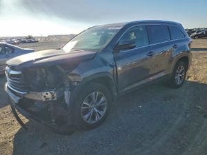 Toyota Highlander XLE 3.5L 6 2015
