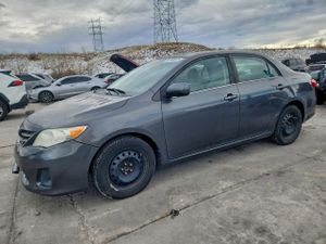 Toyota Corolla BASE 1.8L 4 2013