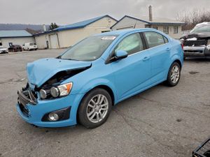 Chevrolet Aveo (Sonic) LT 1.8L 4 2014