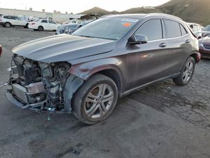 Mercedes-Benz GLA 250 4MATIC 2.0L 4 2015