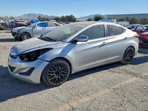 Hyundai Elantra SE 1.8L 4 2015