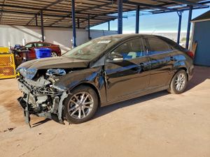 Ford Focus SE 2.0L 4 2015