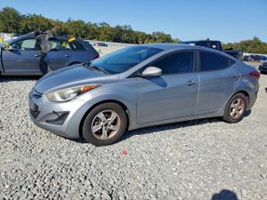 Hyundai Elantra SE 1.8L 4 2015