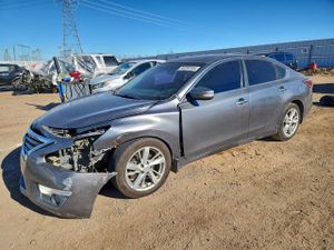 Nissan Altima 2.5 2.5L 4 2015