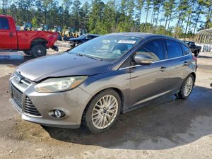 Ford Focus TITANIUM 2.0L 4 2014