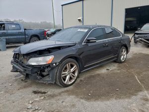 Volkswagen Passat SE 1.8L 4 2015