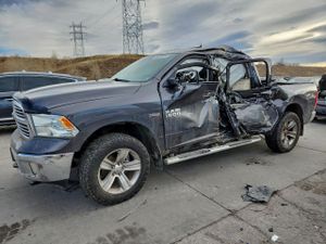 RAM 1500 SLT 5.7L 8 2015