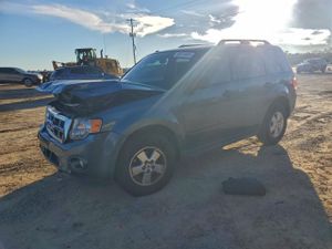 Ford Escape XLT 2.5L 4 2012