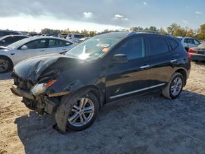 Nissan Rogue S 2.5L 4 2013