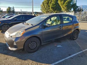 Toyota Prius 1.5L 4 2014