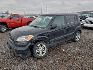Kia Soul + 2.0L 4 2011