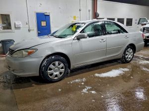 Toyota Camry LE 2.4L 4 2004