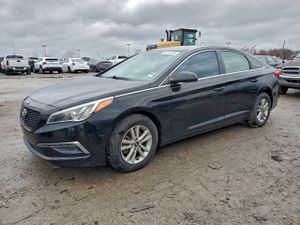 Hyundai Sonata SE 2.4L 4 2015