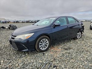 Toyota Camry LE 2.5L 4 2015