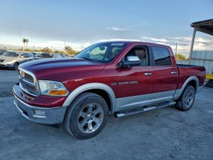 Dodge RAM LARAMIE 5.7L 8 2012