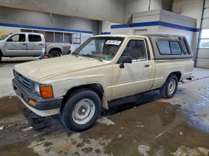 Toyota Hilux 1/2 TON RN50 2.4L 4 1988