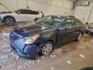 Hyundai Sonata GLS 2.4L 4 2013