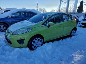 Ford Fiesta SE 1.6L 4 2011