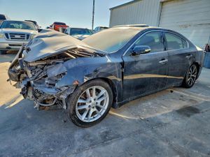 Nissan Maxima S 3.5L 6 2010