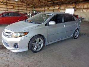 Toyota Corolla BASE 1.8L 4 2013