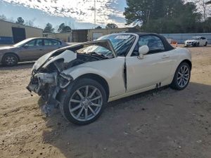 Mazda MX-5 (Miata) 2.0L 4 2006