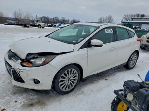 Ford Focus TITANIUM 2.0L 4 2012
