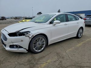 Ford Fusion SE 2.0L 4 2013