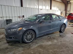 Ford Fusion SE 2.0L 4 2015