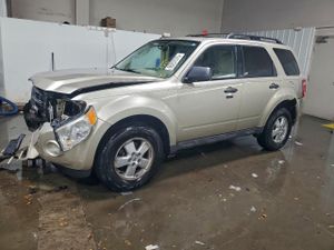 Ford Escape XLT 2.5L 4 2010