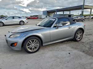 Mazda MX-5 (Miata) 2.0L 4 2012
