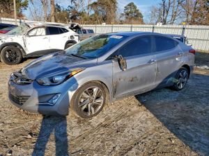 Hyundai Elantra SE 1.8L 4 2015