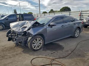 Lexus ES 350 3.5L 6 2014